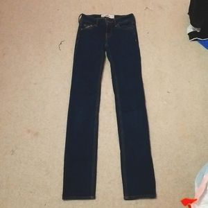 Jean's